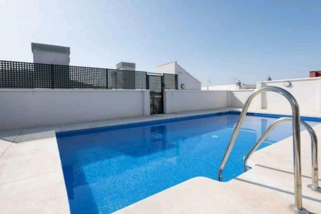 Penthouse Apartment & Pool Malaga Center Luaran gambar